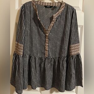 NWOT Du Jour babydoll top. Size M